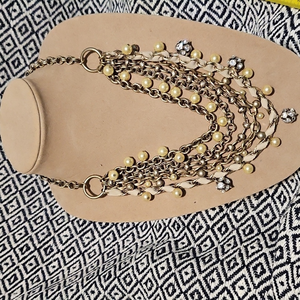 Elegant Multi-Layered Pearl and Chain Necklace